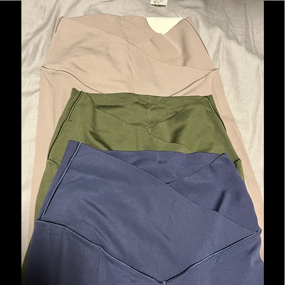 Aerie Offline bundle XS - Picture 2 of 3